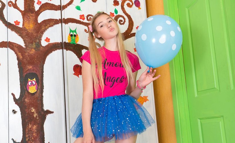Нина, 23 года, 3 размер груди
